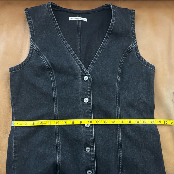 Abercrombie & Fitch Black Button-Front Midi Dress - Picture 4 of 6